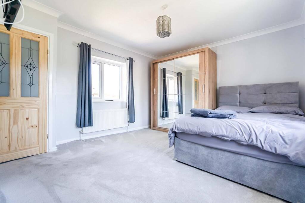 Beautiful 3 Bedroom Home, 10 Minutes Walk To Beach. Cleethorpes Eksteriør bilde