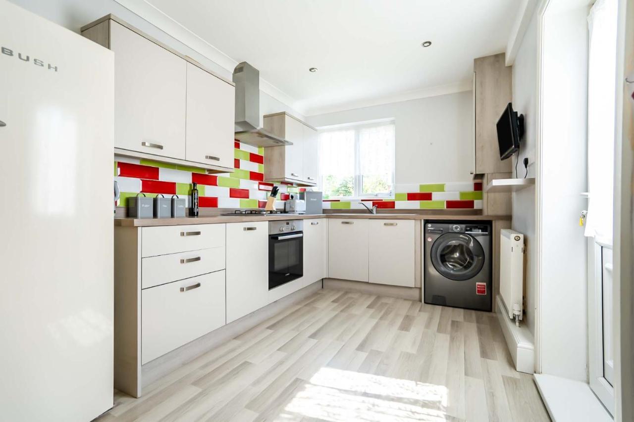 Beautiful 3 Bedroom Home, 10 Minutes Walk To Beach. Cleethorpes Eksteriør bilde
